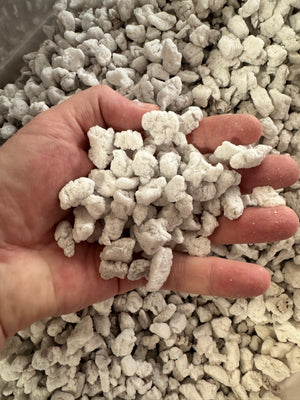 Super Chunky Perlite #4. No Dust or tiny particles. Ships in a box to avoid crushing.